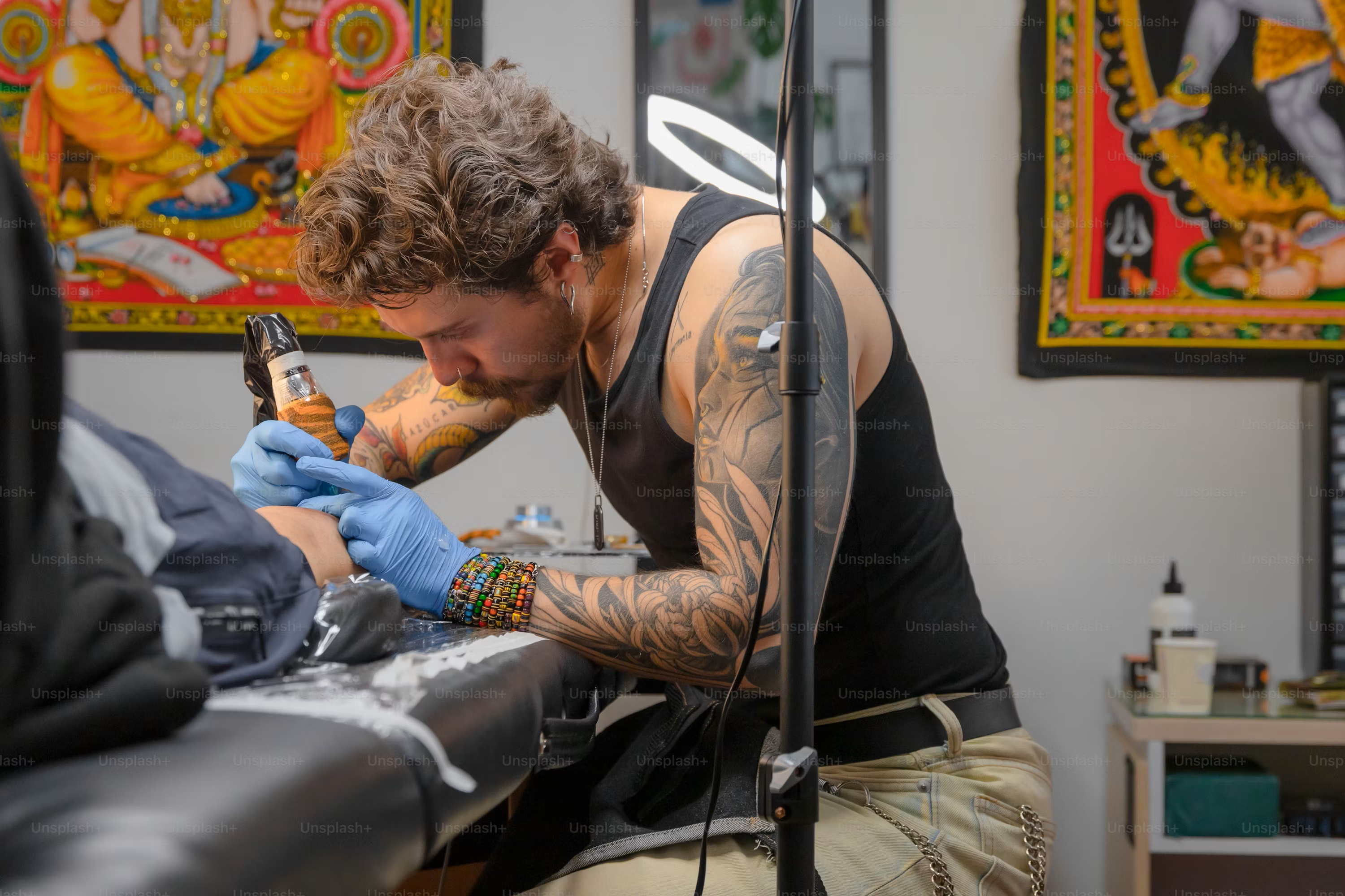 Napoli Ink tattoo artist at work in the studio